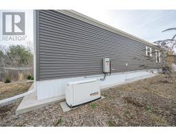 A22 - 4838 SWITZER DRIVE - 36