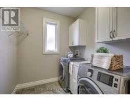 696 BENNETT CRESCENT - 14