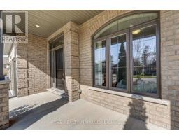 696 BENNETT CRESCENT - 2