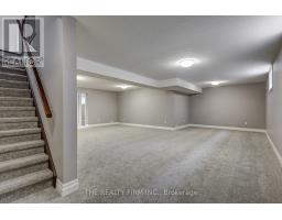 696 BENNETT CRESCENT - 29