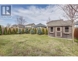 696 BENNETT CRESCENT - 34
