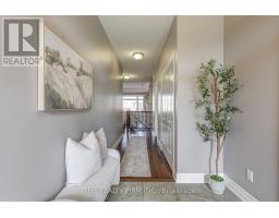 696 BENNETT CRESCENT - 4