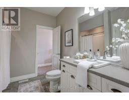 696 BENNETT CRESCENT - 7