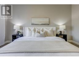 696 BENNETT CRESCENT - 9