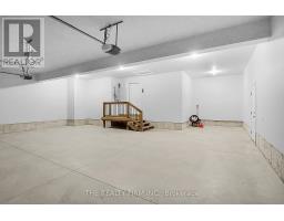 948 EAGLETRACE DRIVE - 24