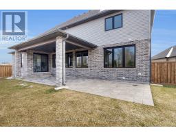 948 EAGLETRACE DRIVE - 43