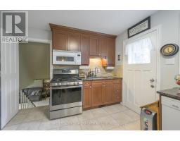 18 TILIPE ROAD - 12