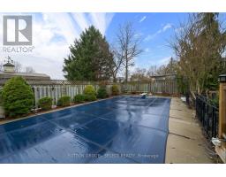 18 TILIPE ROAD - 32