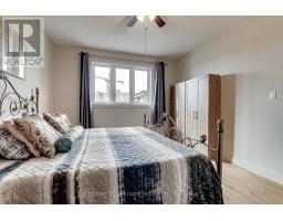 54 COMPASS TRAIL W - 18