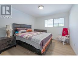 69 ALAYNE CRESCENT - 16