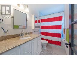 69 ALAYNE CRESCENT - 22