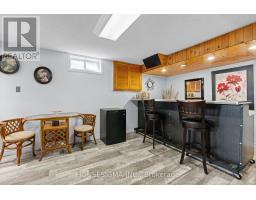 19 DALEWOOD DRIVE - 32