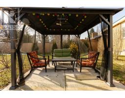 19 DALEWOOD DRIVE - 38