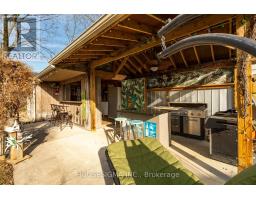 19 DALEWOOD DRIVE - 44