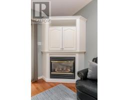 20 - 1241 BEAVERBROOK AVENUE - 26