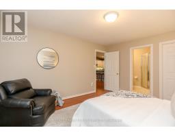 20 - 1241 BEAVERBROOK AVENUE - 28