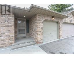 20 - 1241 BEAVERBROOK AVENUE - 8