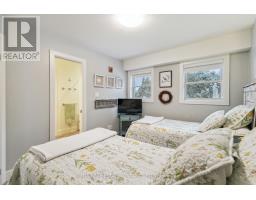 21 CHINIQUY STREET - 17