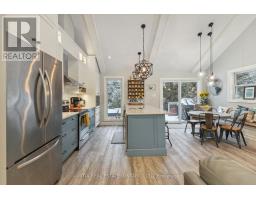 21 CHINIQUY STREET - 6