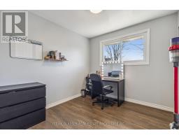 A - 246 MCKELLAR STREET - 29