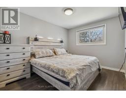 A - 246 MCKELLAR STREET - 31