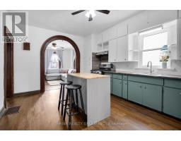 42 BELL STREET - 13