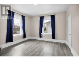 42 BELL STREET - 28