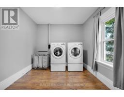 42 BELL STREET - 30