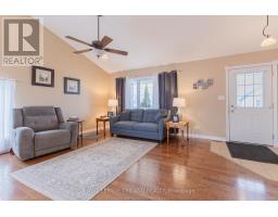 42 KING STREET - 11