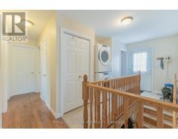 42 KING STREET - 31
