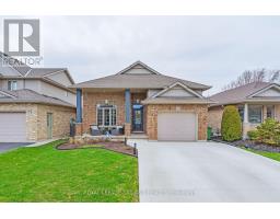 30 HAGERMAN CRESCENT - 1