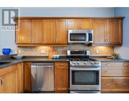 30 HAGERMAN CRESCENT - 15