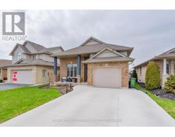 30 HAGERMAN CRESCENT - 2