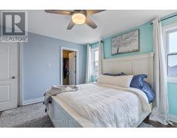 30 HAGERMAN CRESCENT - 21