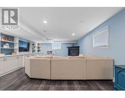 30 HAGERMAN CRESCENT - 30