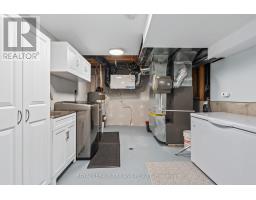 30 HAGERMAN CRESCENT - 38