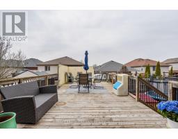 30 HAGERMAN CRESCENT - 39
