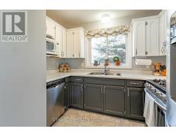 16 PARKVIEW DRIVE - 14
