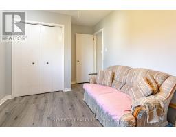 16 PARKVIEW DRIVE - 20