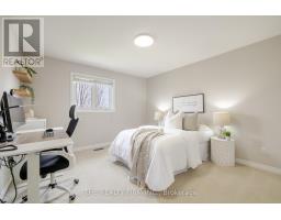 1737 DEVOS DRIVE - 20