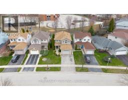 1737 DEVOS DRIVE - 31