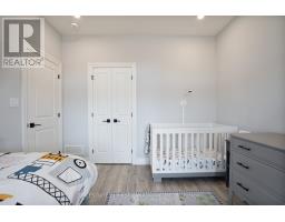 19 - 159 COLLINS WAY - 7