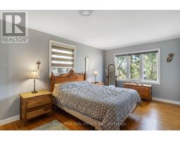 16 CRESCENT AVENUE - 12