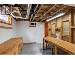 16 CRESCENT AVENUE - 21