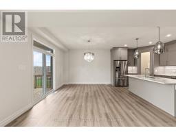 3 - 1061 EAGLETRACE DRIVE - 12