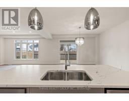 3 - 1061 EAGLETRACE DRIVE - 20