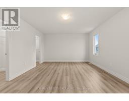 3 - 1061 EAGLETRACE DRIVE - 27