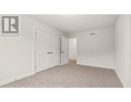 3 - 1061 EAGLETRACE DRIVE - 35