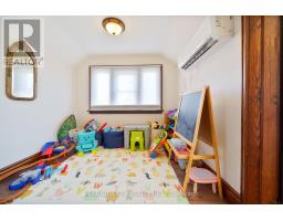 2511 QUEEN STREET - 26
