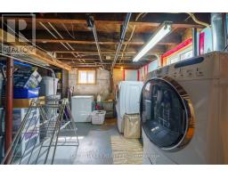 2511 QUEEN STREET - 35